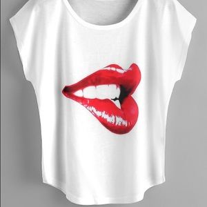 It’s here💋❗️Hot Lip Print Dolman Sleeve‼️